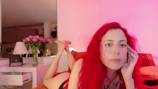 Borbala_Iggy's cam snapshot