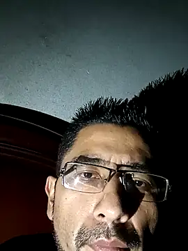 Leocuma82 live sex cam