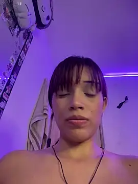 foxxxy_blexxxed's cam snapshot