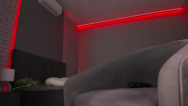 juicy-pussy's cam snapshot