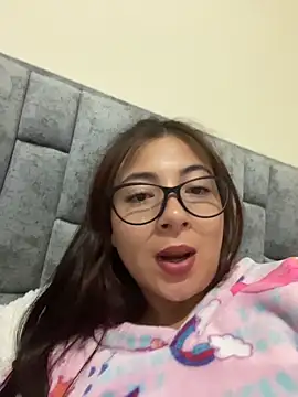 Karlee_Grey1's cam snapshot