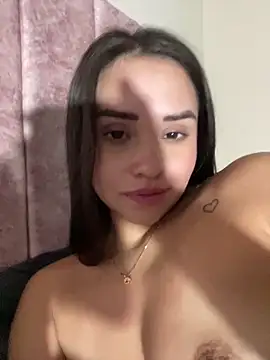 Kimmymadison-'s cam snapshot