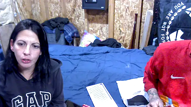 SillyRabbitz's cam snapshot