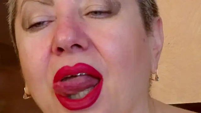 LadyPosh's cam snapshot