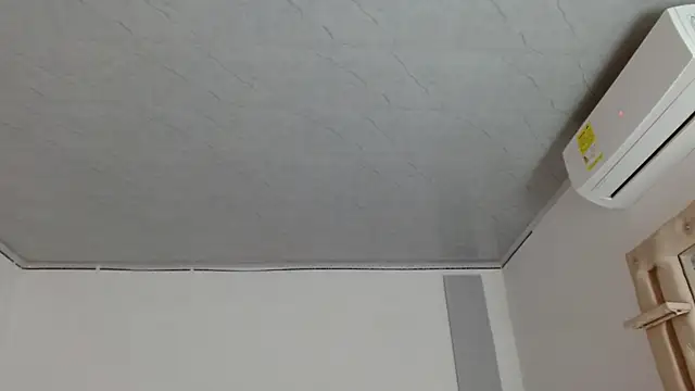 Zoe_Galli's cam snapshot