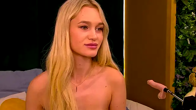 KristinaDane's cam snapshot