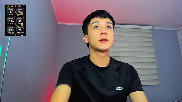 tom_Howard live sex cam