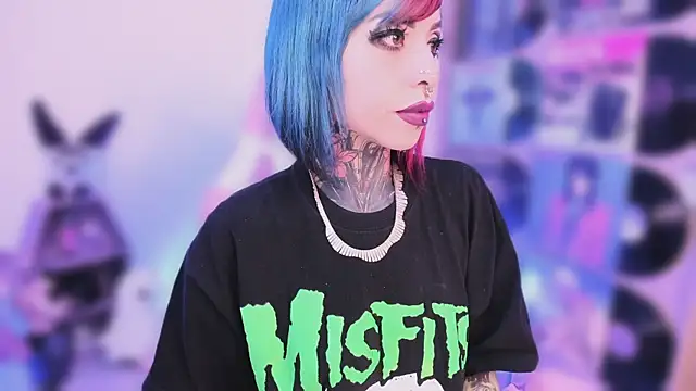 NikkiRamone's cam snapshot