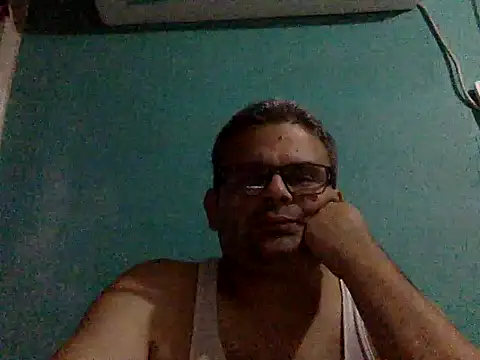 Katracho6969's cam snapshot