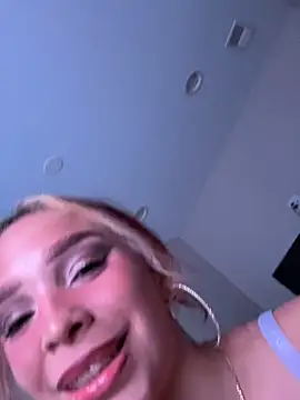 Latinagf's cam snapshot