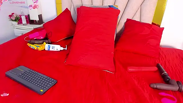 vahiolet_fuentes's cam snapshot