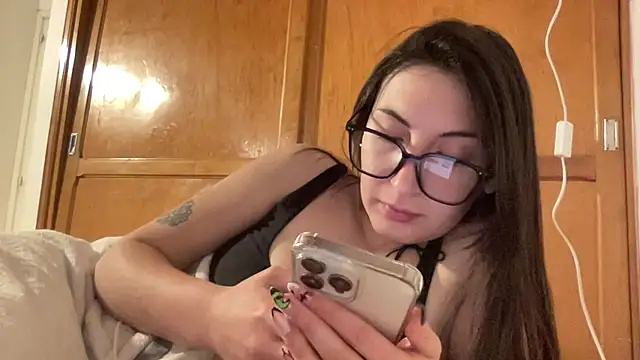 Freyjababy's cam snapshot