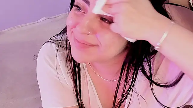 Camila_Matinez_'s cam snapshot