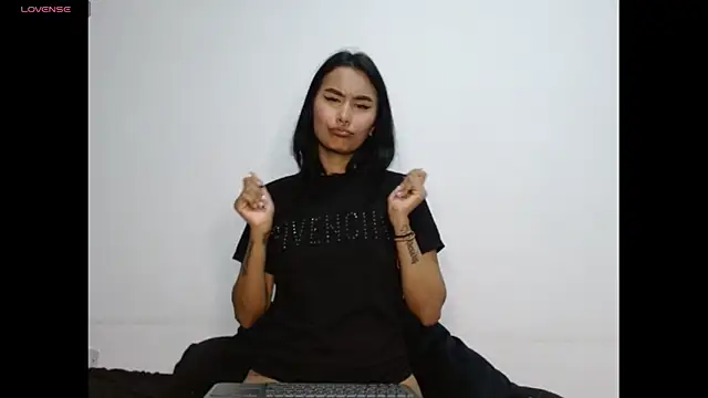 Gia_Lee's cam snapshot