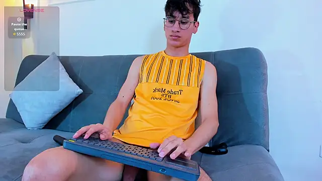 Cum_hunters live sex cam