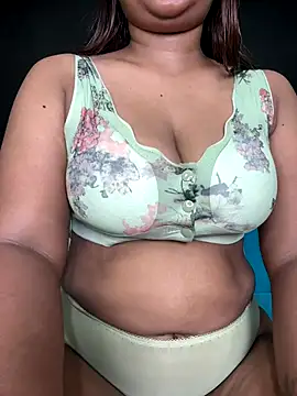 Hot-Diya21's cam snapshot