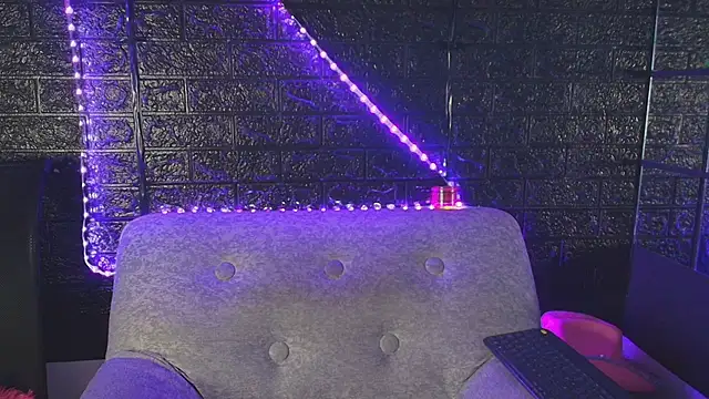 HellAndDante_'s cam snapshot