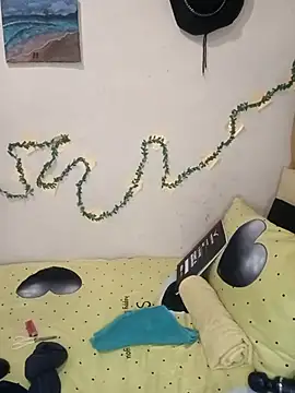 FreakySag_8888's cam snapshot