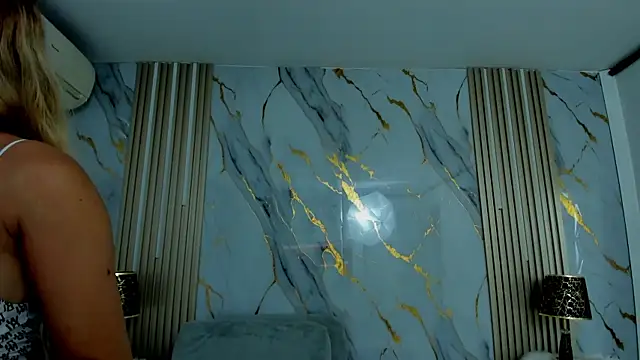 sharon_greey's cam snapshot