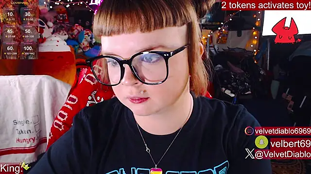 VelvetDiablo's cam snapshot
