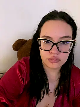 Emily_Taylor2's cam snapshot