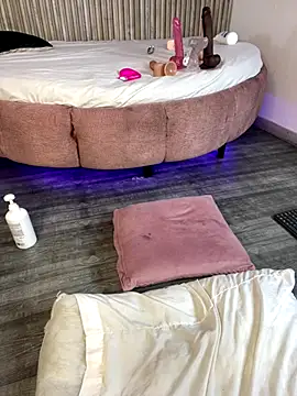 Saracooper__'s cam snapshot