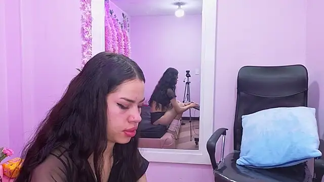 Nanis_James's cam snapshot