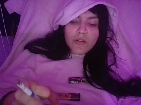 miapink33's cam snapshot