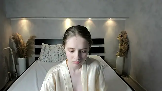 Camilla_Kelly's cam snapshot