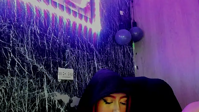 sweetcherryyy_'s cam snapshot