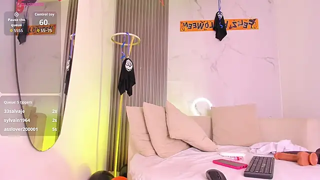 kiaratentation's cam snapshot