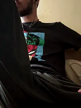 Mumbai_guyy live sex cam