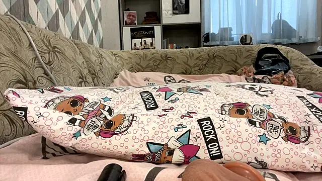 RebelKitsune's cam snapshot