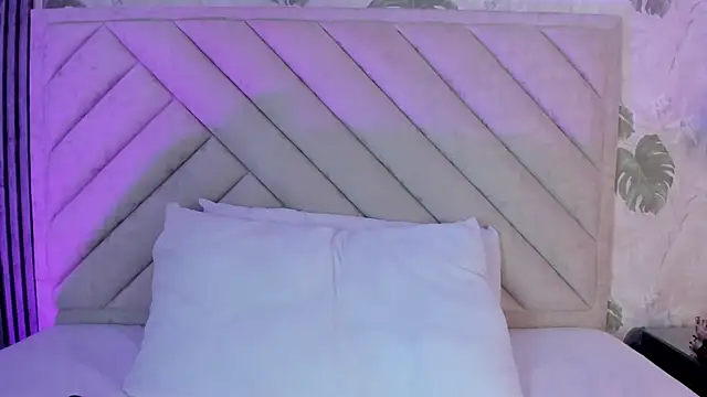 Lexy-Sweet1's cam snapshot