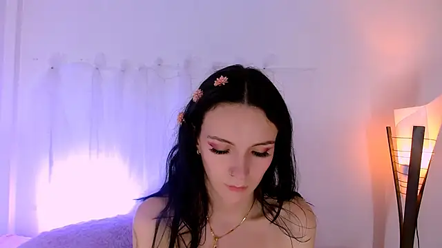 AuroraHans1's cam snapshot