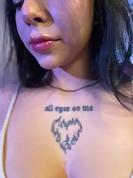 eva_elifee's cam snapshot