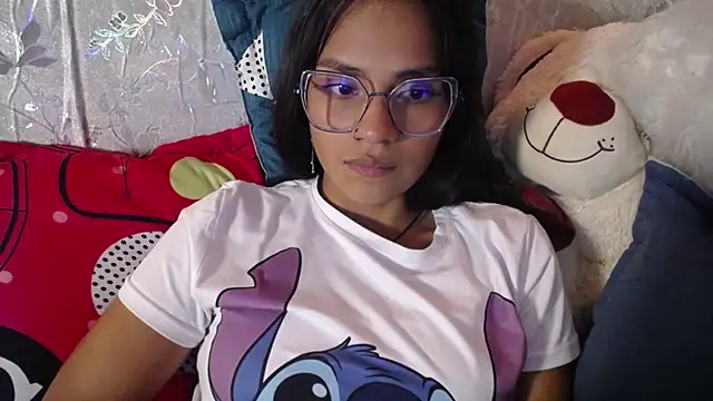 Samara_Homescapes's cam snapshot