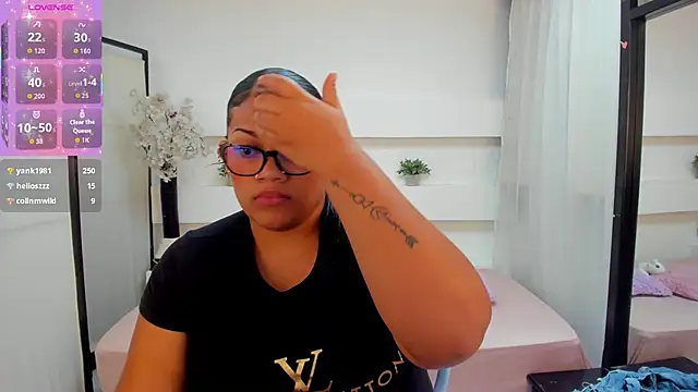 ScarlettLee8's cam snapshot