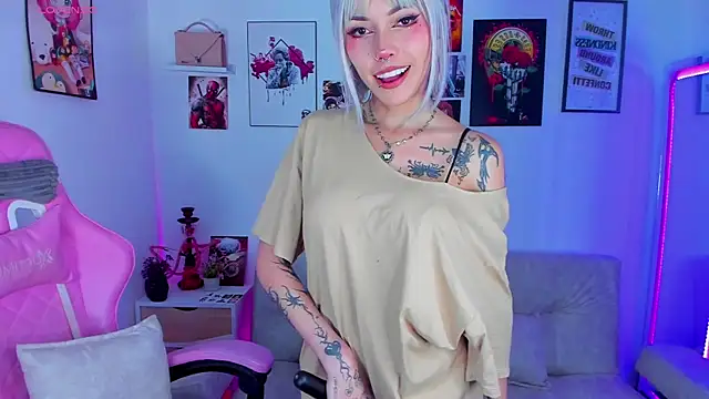 adri_tom44's cam snapshot