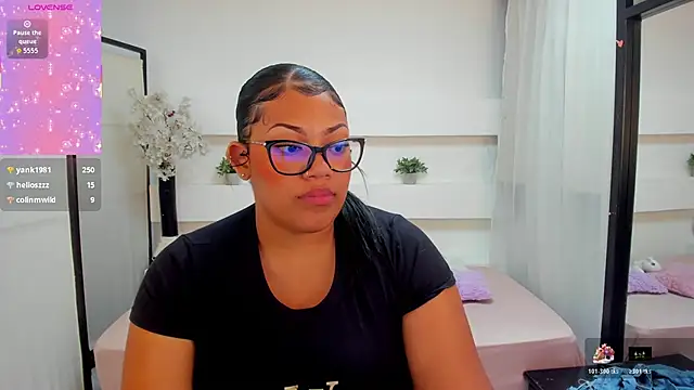 ScarlettLee8's cam snapshot