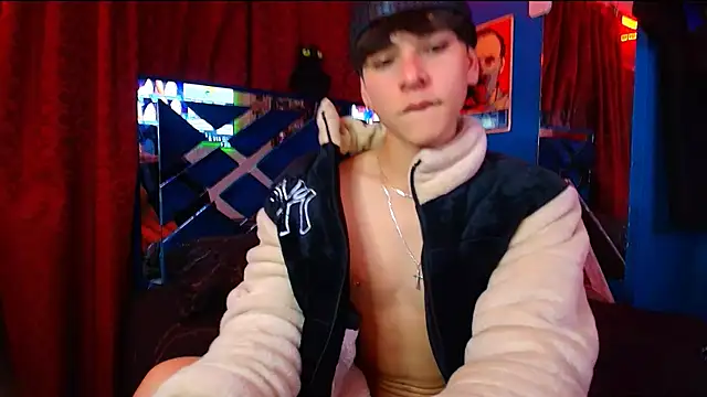 Luke_Howland live sex cam