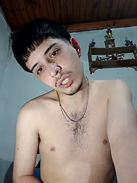 Elvergonn2105 live sex cam