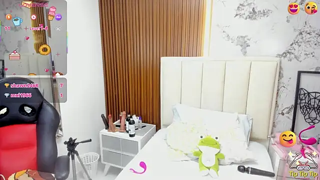 MADISON_ROWAN1's cam snapshot