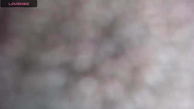 MiahLove3x's cam snapshot