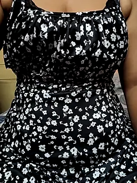 preethi-lovely's cam snapshot