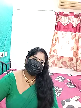 tamil-aunt's cam snapshot