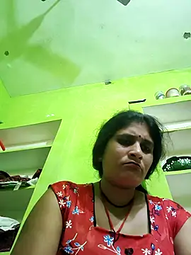 Hot-bhavi5's cam snapshot