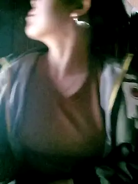 Sara_pusyy's cam snapshot