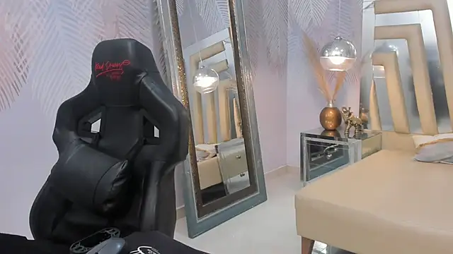 EvaLoren_'s cam snapshot