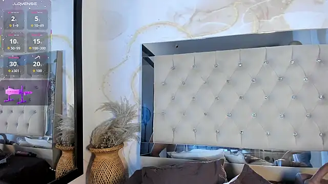 Luna_Tylor's cam snapshot